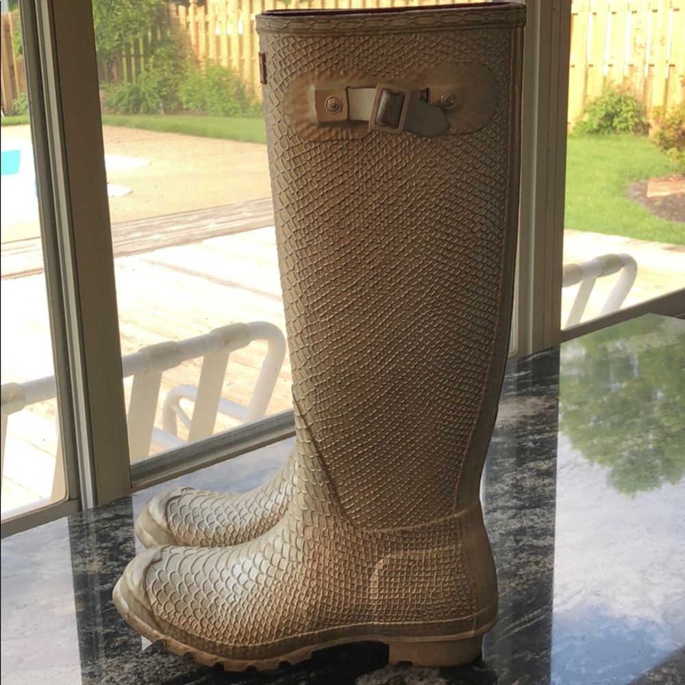 rain boots - Picture 3 of 7